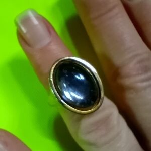 Goldtone mirror Ring textured size 7